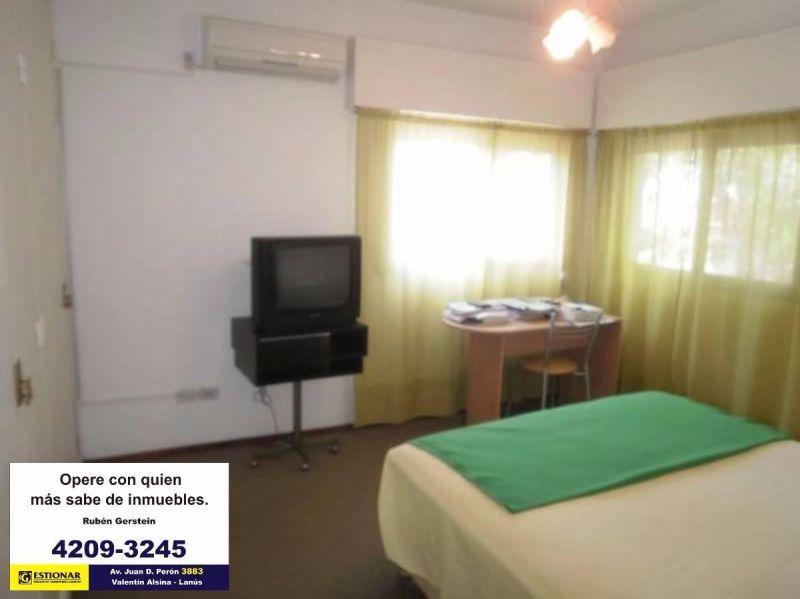 Hermosa Casa P/2 Flias en Venta 2