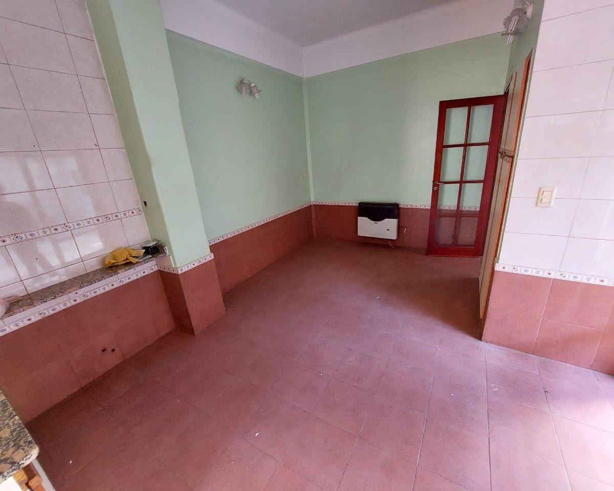 Casa 5 Ambientes. | Av Juan D Peron Al 3700 3