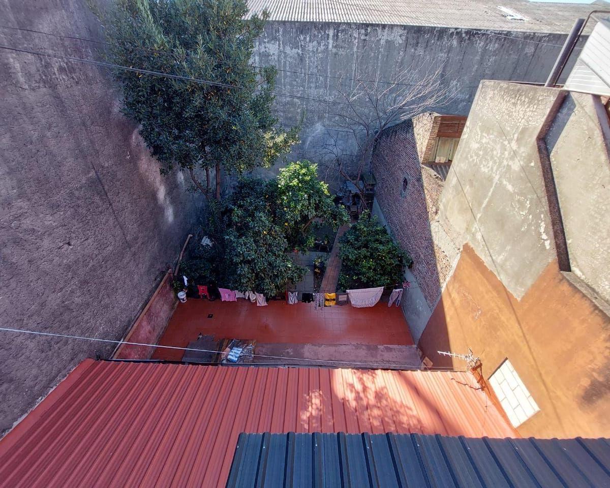 Casa 5 Ambientes. | Av Juan D Peron Al 3700 4