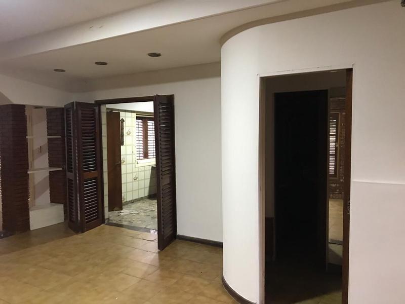 Casa 5 Ambientes. | Warnes Al 1400 5
