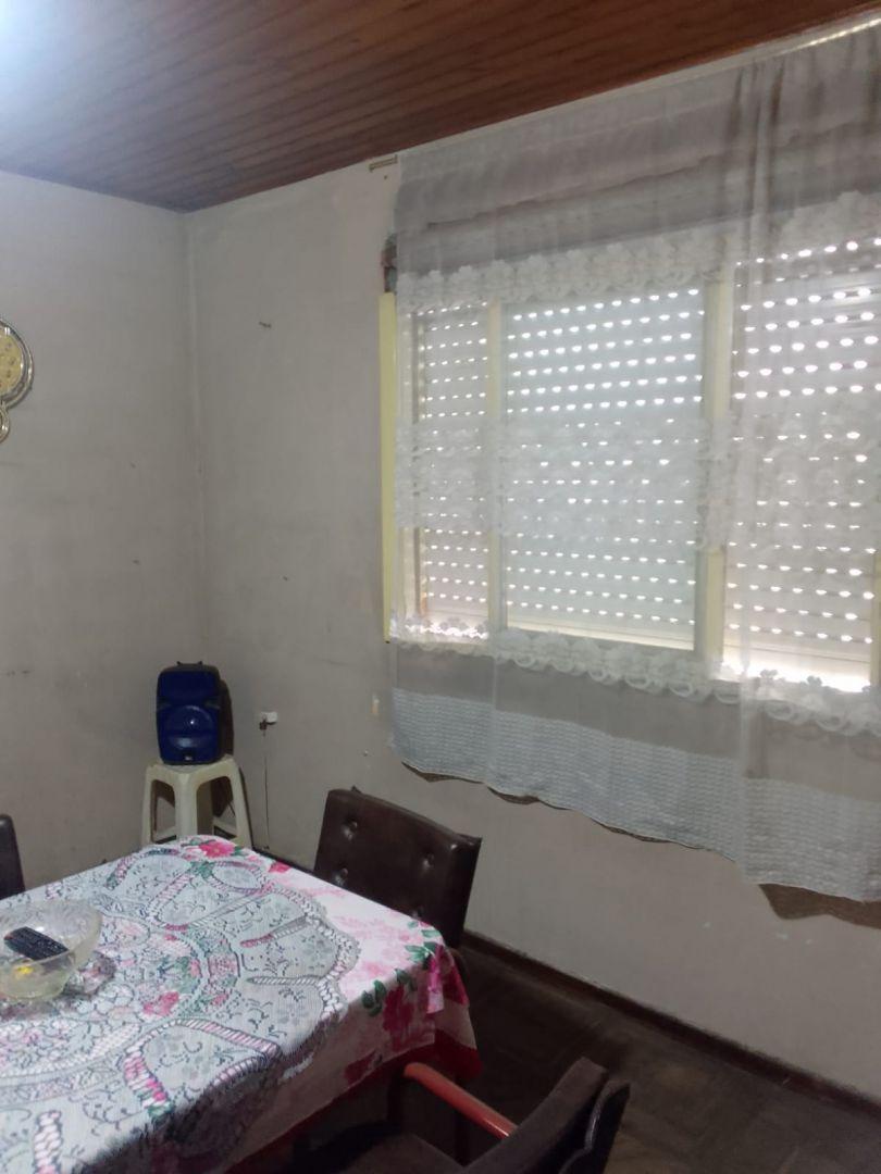 Casa 7 Ambientes. | Pasaje Artigas Al 100 3