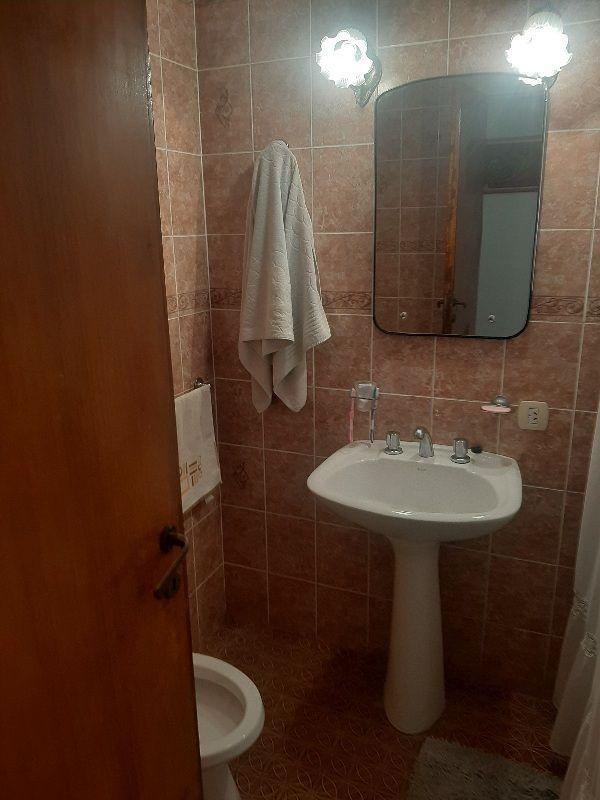 Inmueble con 2 Departamentos a La Venta 3