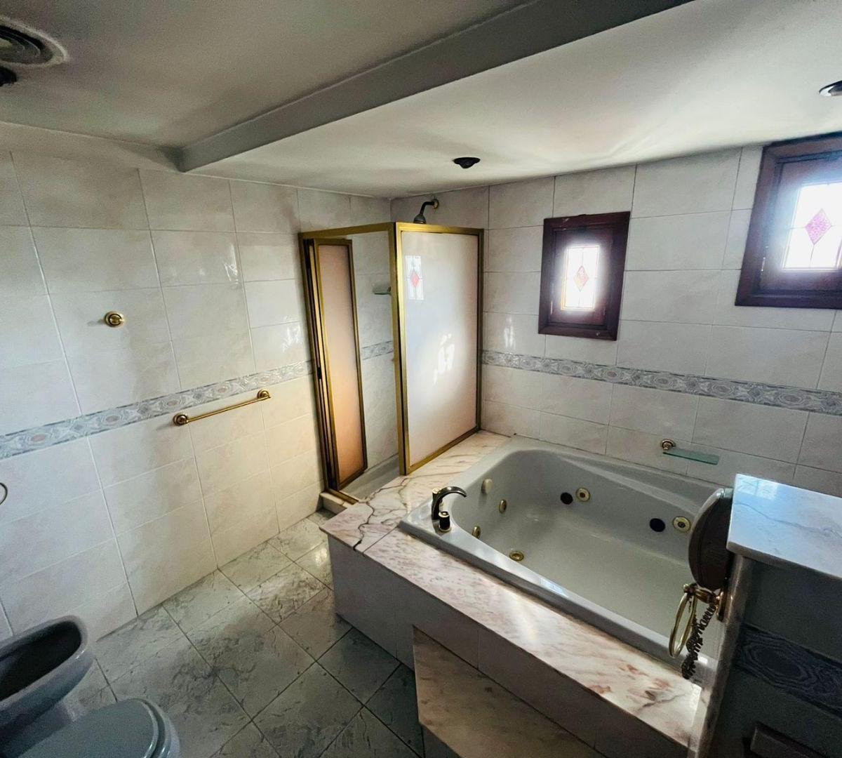 Casa 7 Ambientes. | Consejal H Noya Al 3100 5