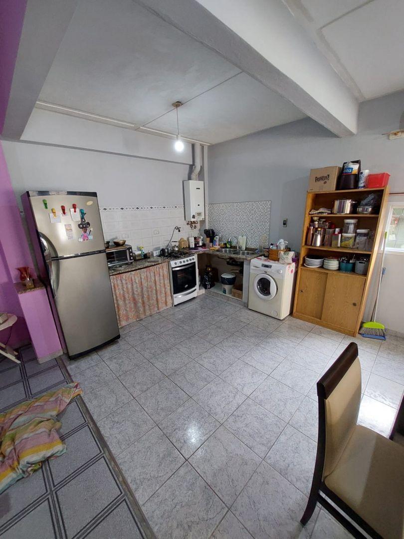 Casa 7 Ambientes o Mas. | Chaco Al 1500 1