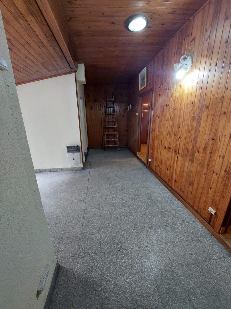 Propiedad Reservada Casa 3 Ambientes. | Av Juan D Peron Al 2000 5