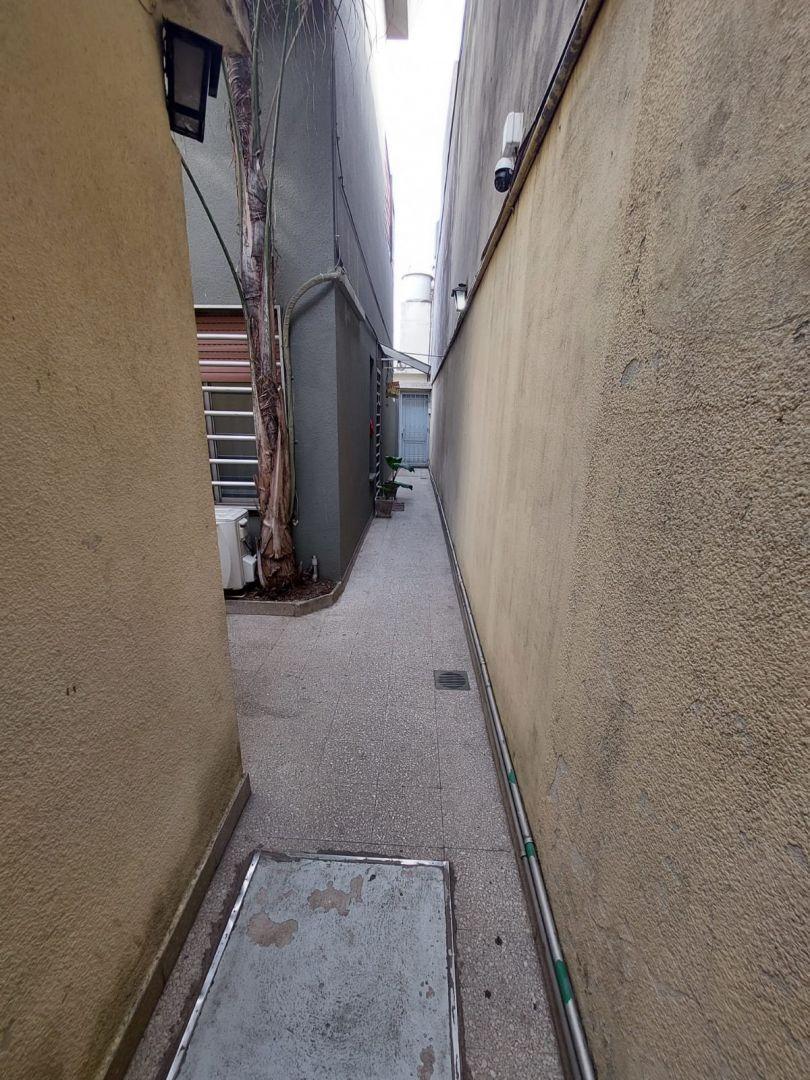 Propiedad Reservada Casa 3 Ambientes. | Av Juan D Peron Al 2000 1