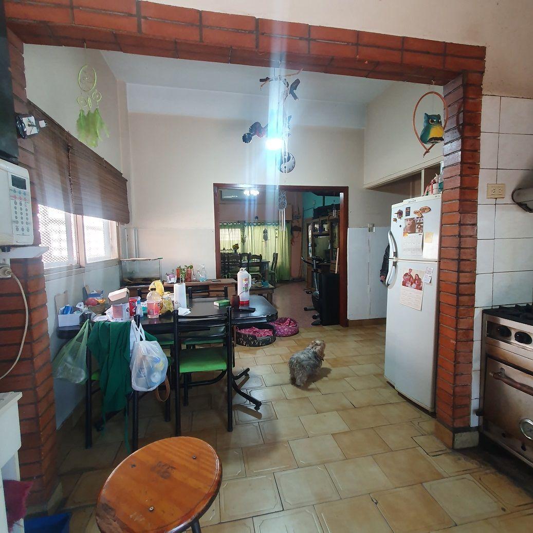 Excelente PH 4 Ambientes con Patio 2