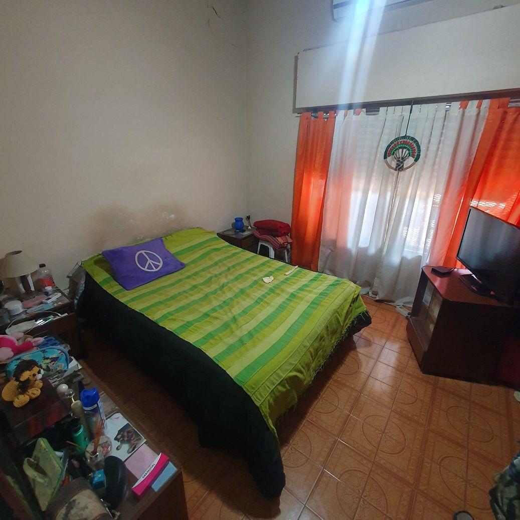 Excelente PH 4 Ambientes con Patio 4