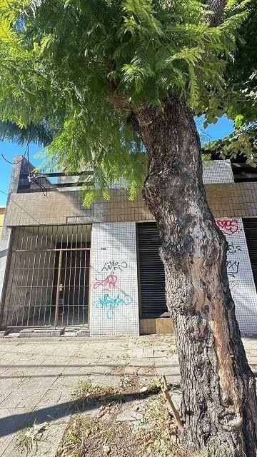 Casa 6 Ambientes. | Av Vicente Lopez Al 700 3