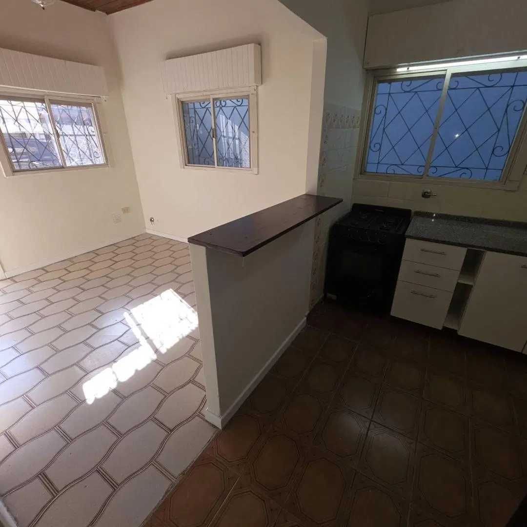 Casa 3 ambientes. | PASAJE DINAMARCA al 2200 4