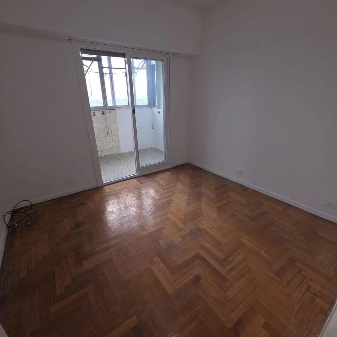 Departamento 3 ambientes. | LOMAS VALENTINA al 700 8