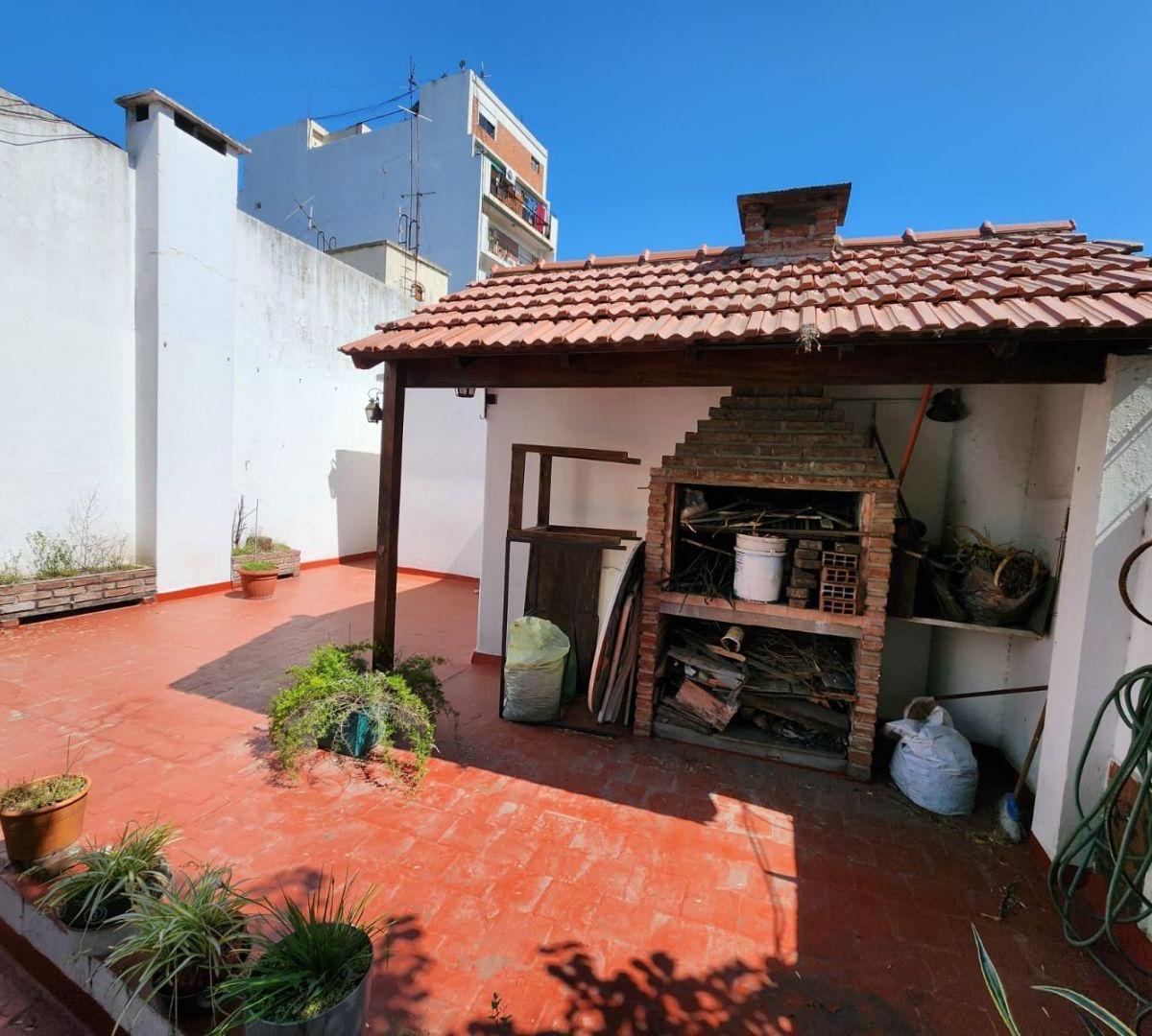 Oportunidad PH 8 Ambientes Sin Expensas 3