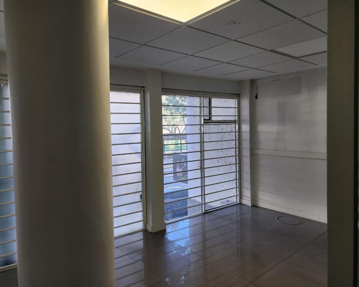 Foto de Local . | Av maipu al 1300, imagen 4