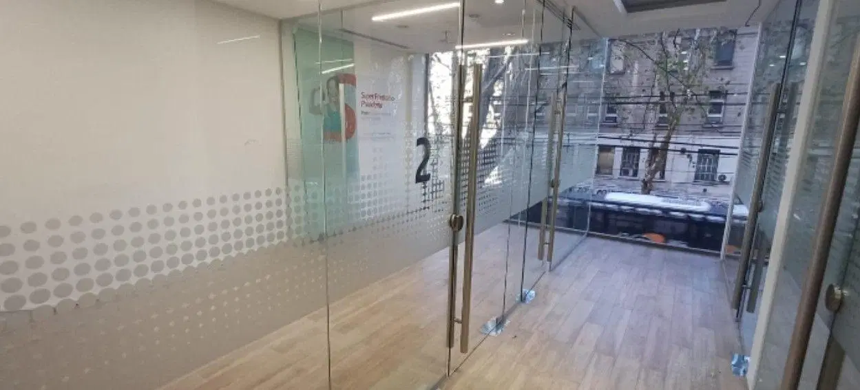 Edificio comercial en venta sobre Av. Las Heras, Palermo 4