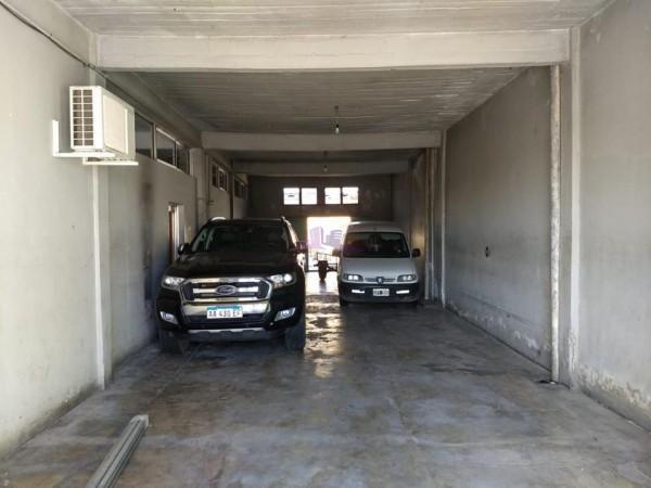 Galpon con Local y Vivienda 3
