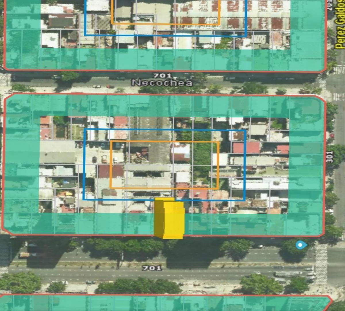 Edificio de 2 Pisos con Tza y Local Comercial. Venta en Block 4