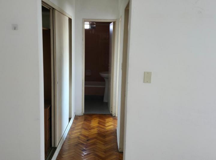 DEPARTAMENTO DE 2 AMBIENTES .EXCELENTE UBICACION 4