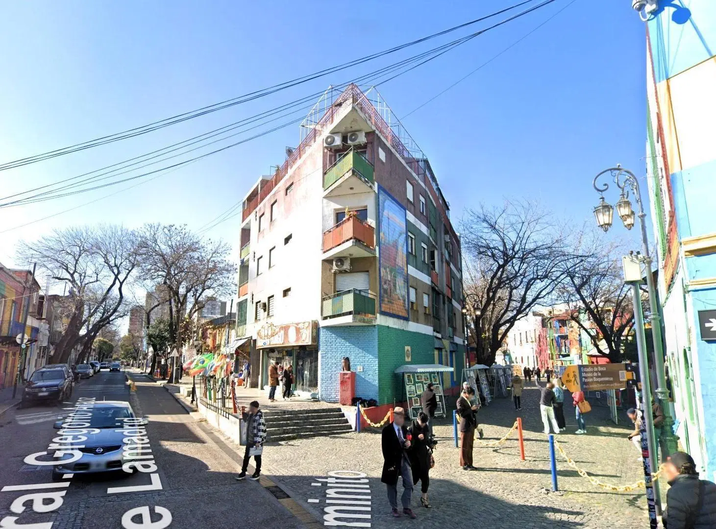 DEPARTAMENTO DE 2 AMBIENTES BALCON EN "CAMINITO".ZONA TURIST 4