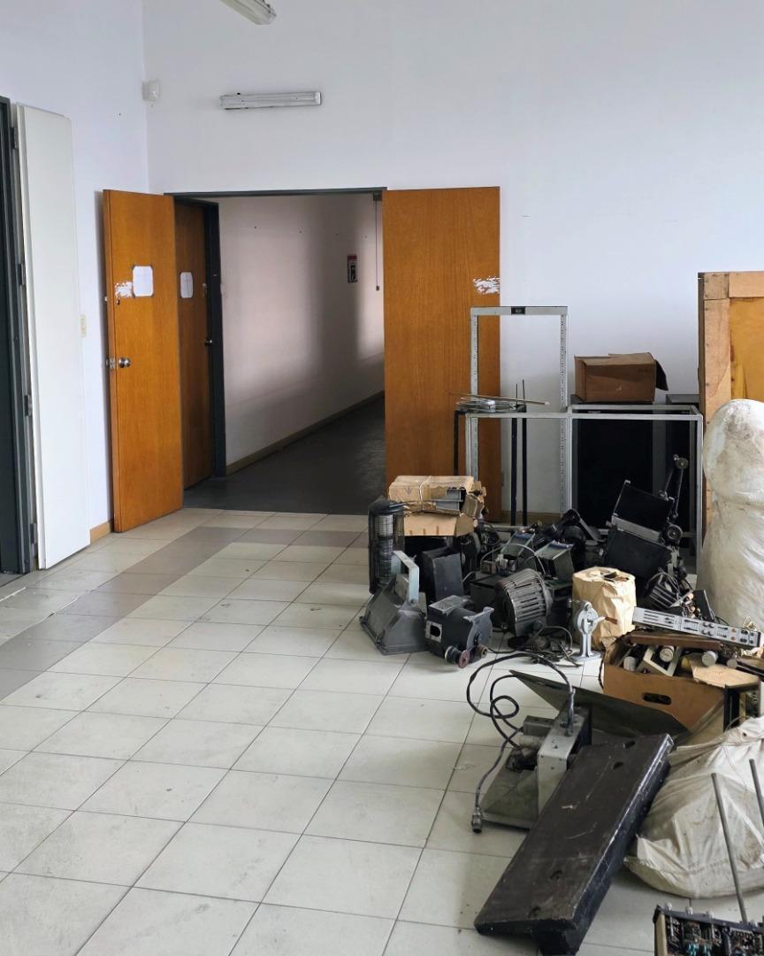 Foto de DEPOSITO COMERCIAL CON OFICINAS -MIXTURA 3 -, imagen 5