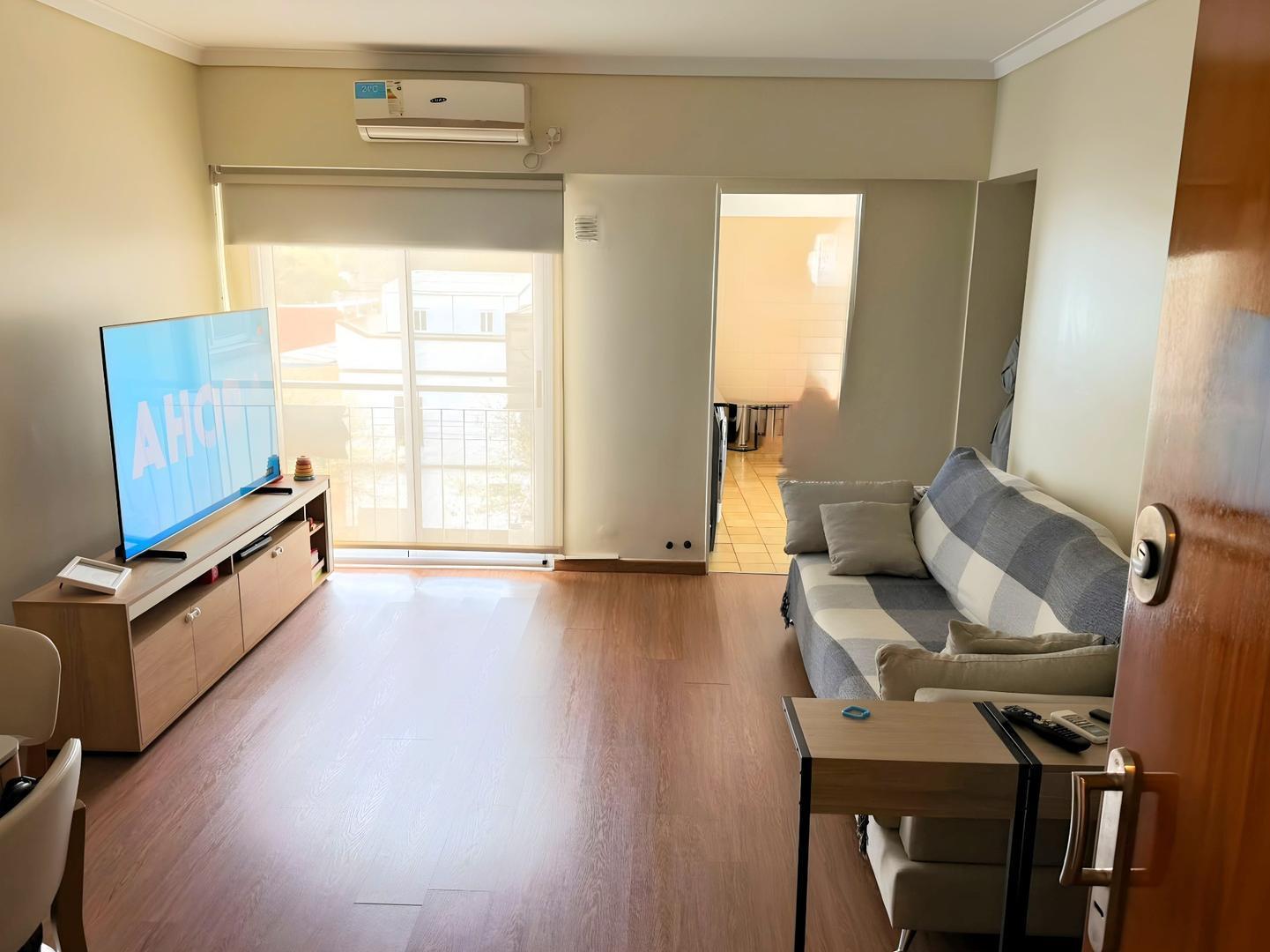 Foto de DEPARTAMENTO DE 3 AMBIENTES BALCON FRANCES ORIENTACION ESTE, imagen 1