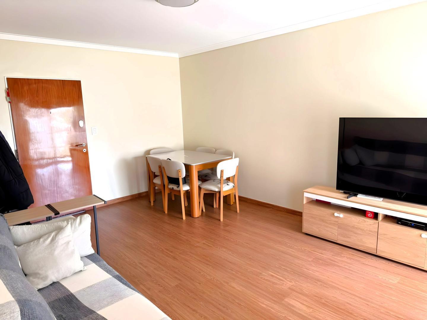 Foto de DEPARTAMENTO DE 3 AMBIENTES BALCON FRANCES ORIENTACION ESTE, imagen 2