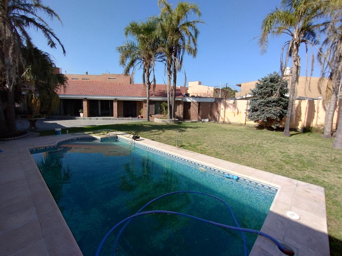 Vendo Excelente Propiedad Sobre Calle Felix Paz Al 900. Appto Bancor 2