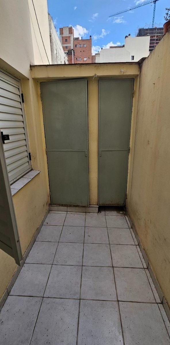 Vendo Dpto 3dor en Av Vélez Sarsfield 800. con Escritura. 1