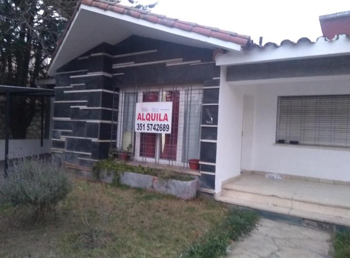 ALQUILO  CASA DE 3 DOR, Av. San Martin al 3600RIO CEBALLOS. 4