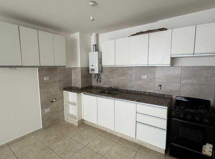 Alquilo  Departamento 3 Dormitorios – Obispo Salguero 323, Córdoba Capital 2