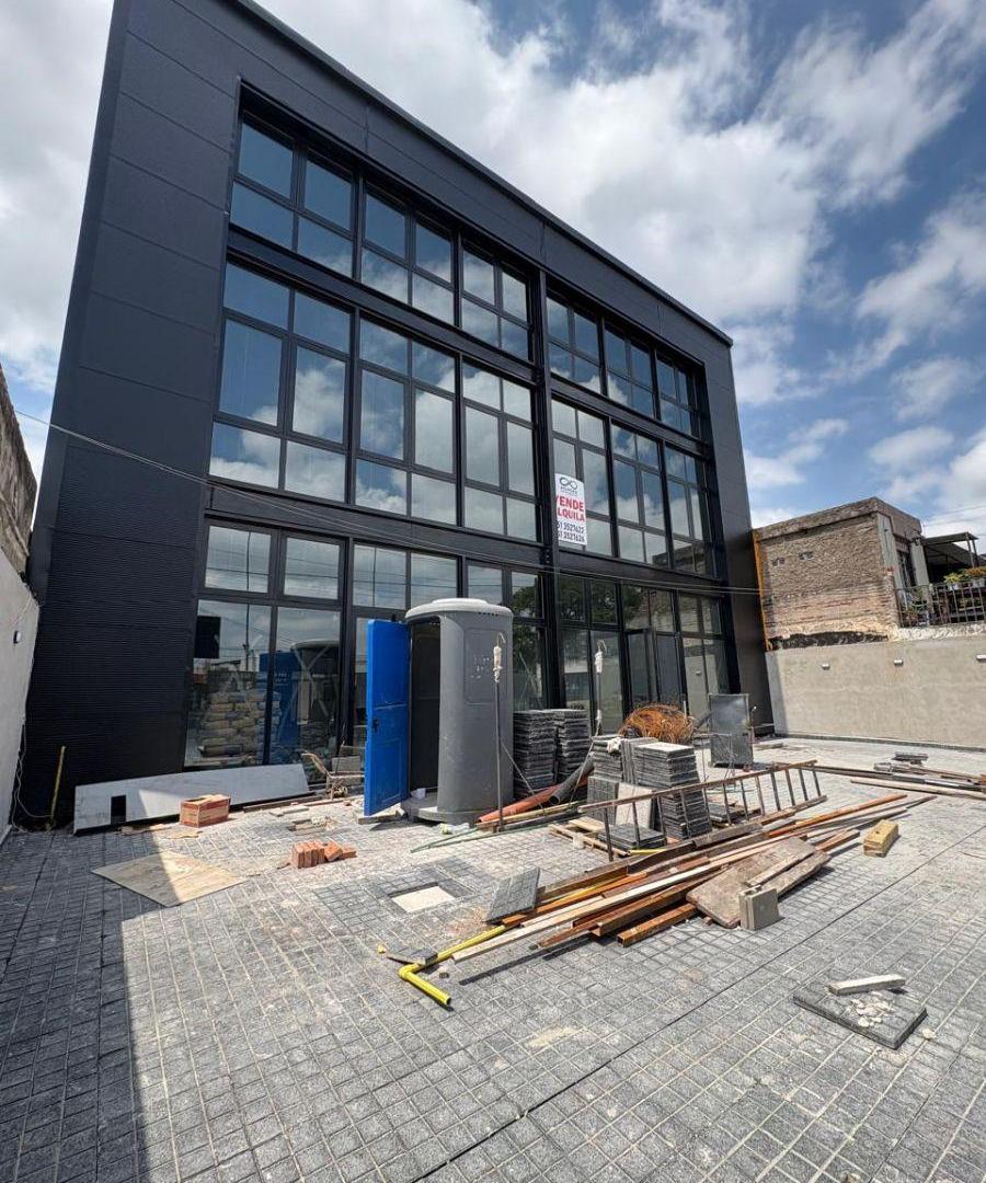 Exclusivo Edificio Corporativo en Zona Norte | 3 Plantas | IDEAL EMPRESAS, BPO O SEDE INSTITUCIONAL