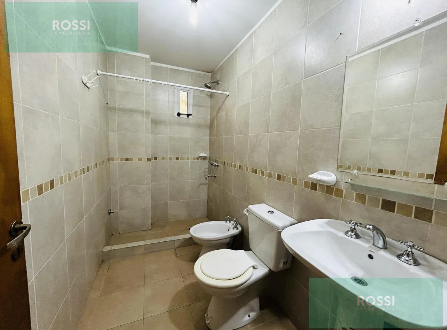Departamento en Alquiler Crespo y Zeballos.