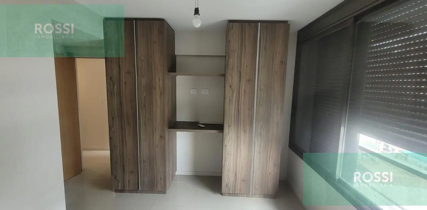 Departamento en Alquiler en Vera Mujica y 9 de Julio 4