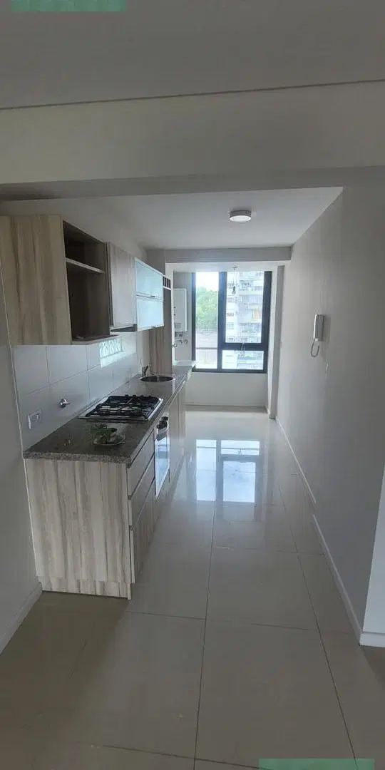 Departamento en Alquiler en Vera Mujica y 9 de Julio 2