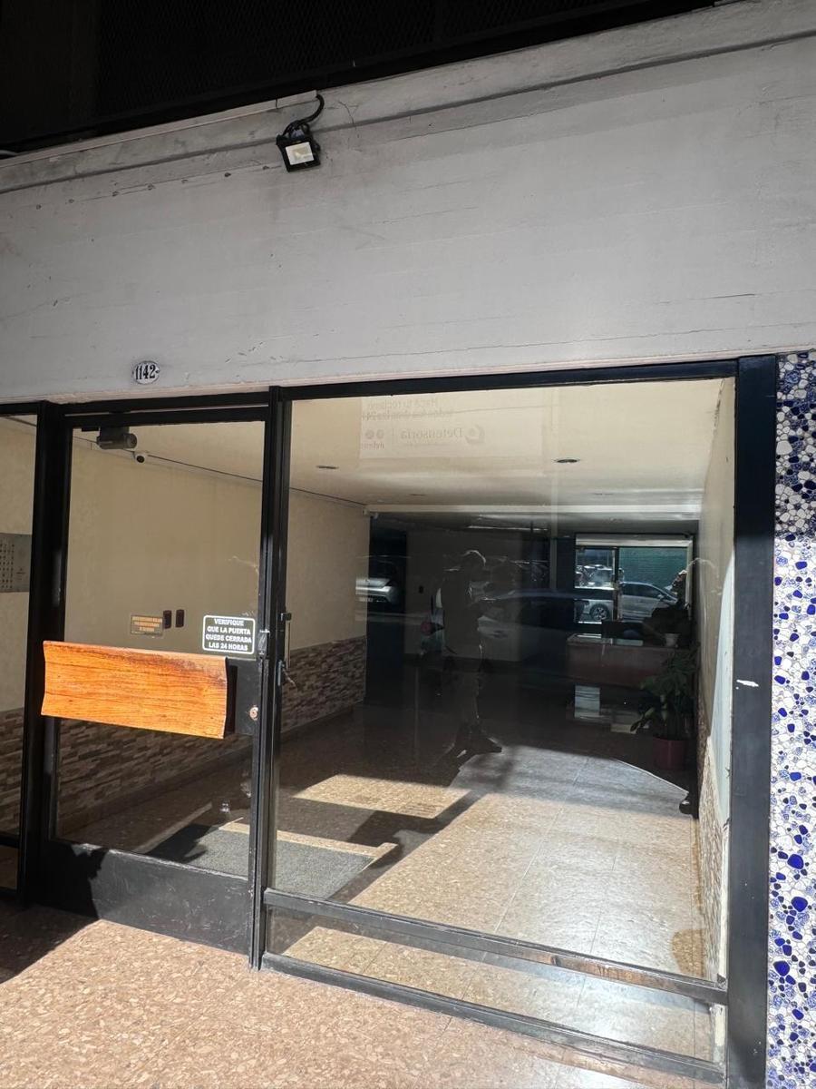 Venta Departamento con Cochera 1