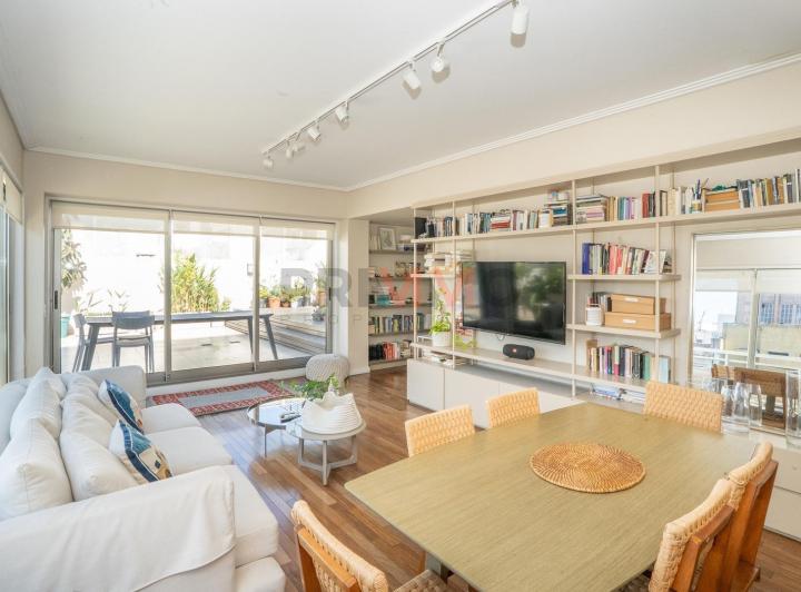 Foto de VENTA DEPARTAMENTO PENTOHOUSE CON TERRAZA PROPIA DOS AMBIENTES RECOLETA, imagen 2