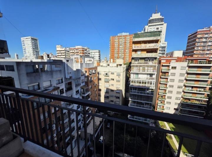 ALQUILER DEPARTAMENTO DE CATEGORIA 3 AMBIENTES COCHERA SEGURIDAD SUM BELGRANO 1