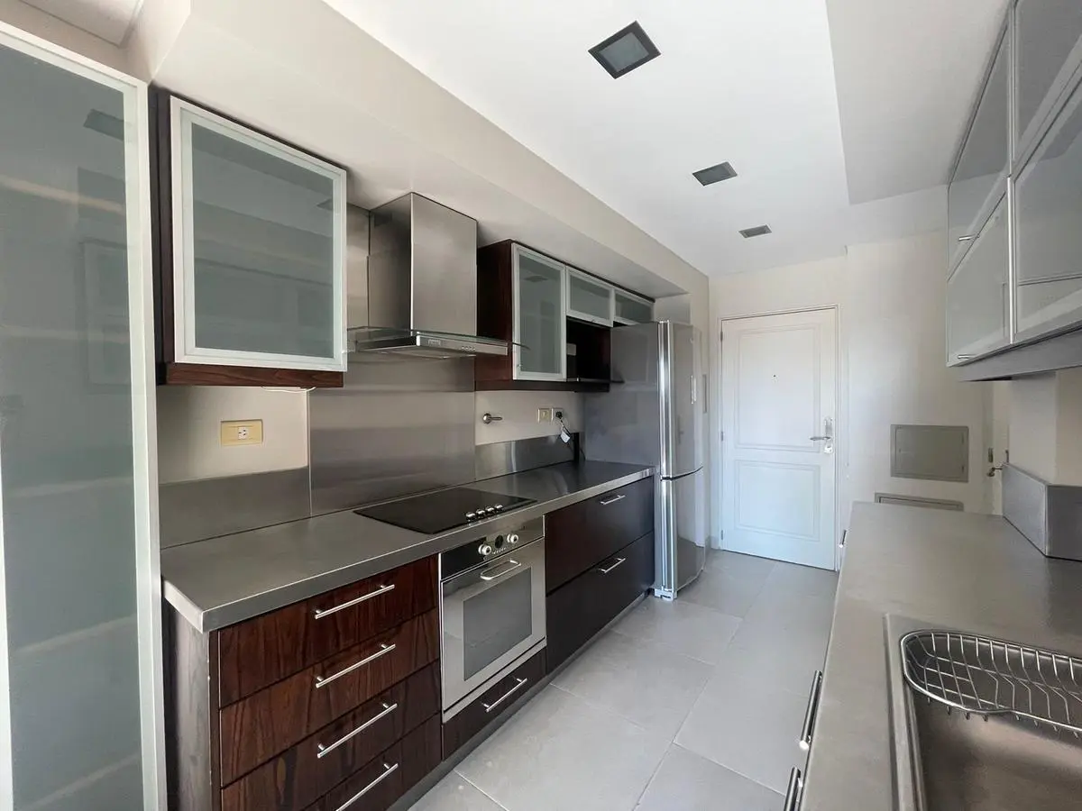 Venta departamento 4 Amb c/ Dependencia . Cochera . Altos del Polo 5