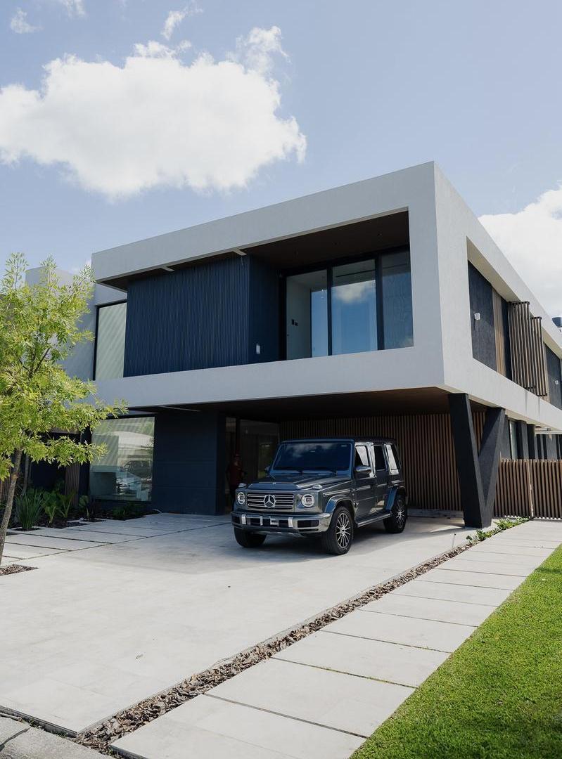 CASA EN VENTA EN  BARRIO YACHT NORDELTA 7 AMBIENTES