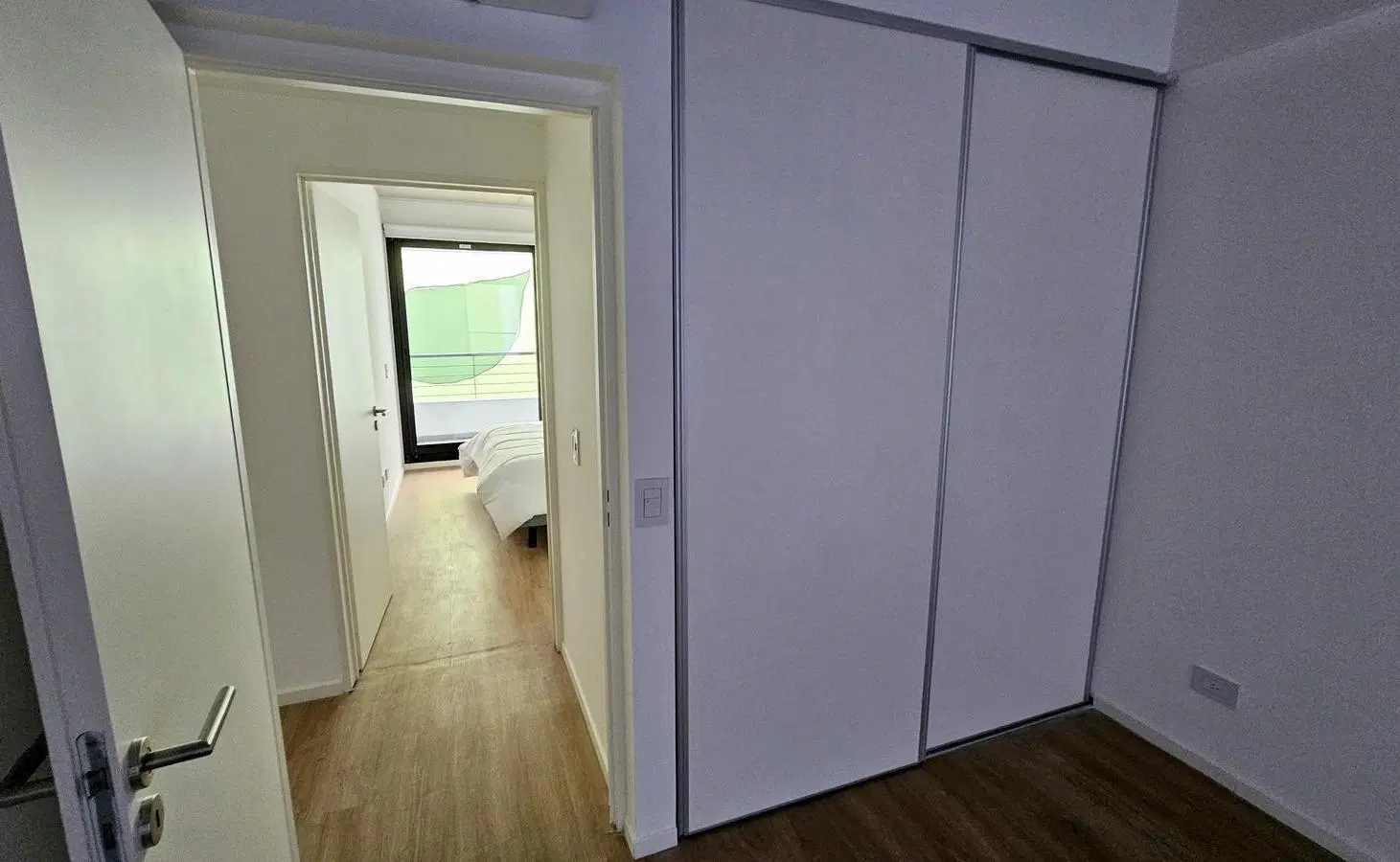 Depto de lujo Premiun en calidad,tranquilo interino ,3ambientes ,reservado. 5