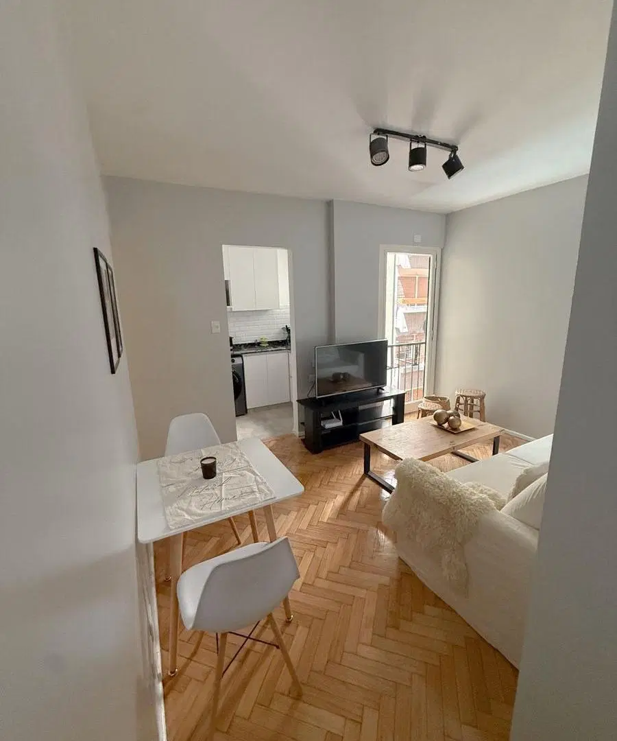 VENTA DEPARTAMENTO 2 AMBIENTES EN RECOLETA RECICLADO EXCELENTE ESTADO 3