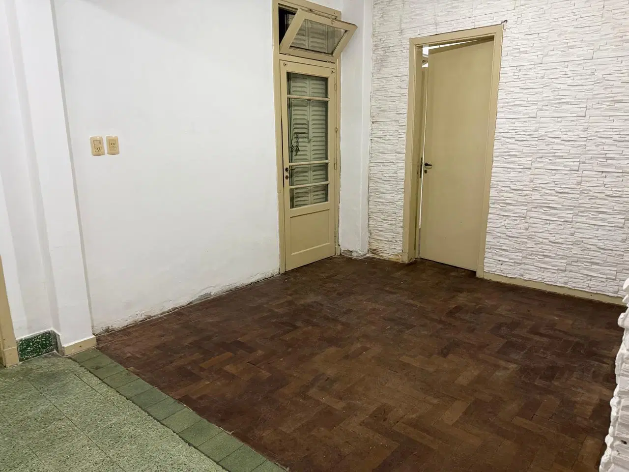 VENTA PH DE 2 AMBIENTES CON TERRAZA PROPIA EN VERSALLES 2