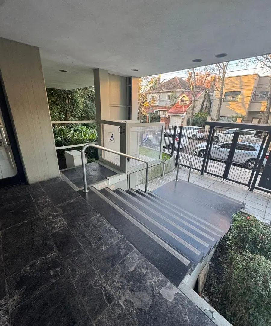Departamento (piso) en torre en Olivos - 183 m2 refaccionado 2