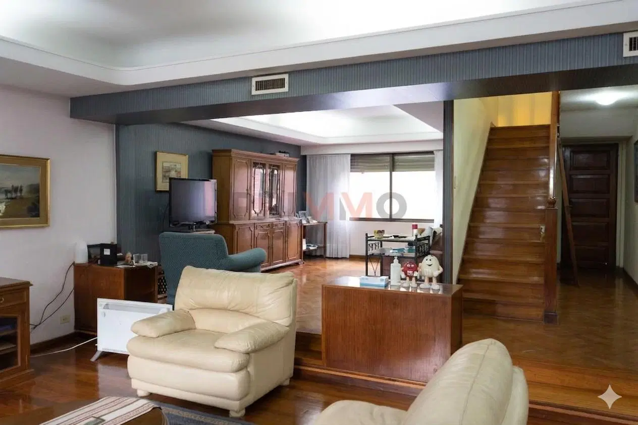 VENTA CASA 4 AMBIENTES + DEPENDENCIA LOTE PROPIO EN VILLA DEVOTO 5