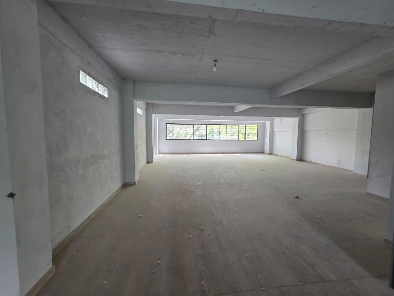 Oficina de 250 m² Oficina + Depósito Apto Taller Galpón Showroom Muy Luminoso barrio Flores