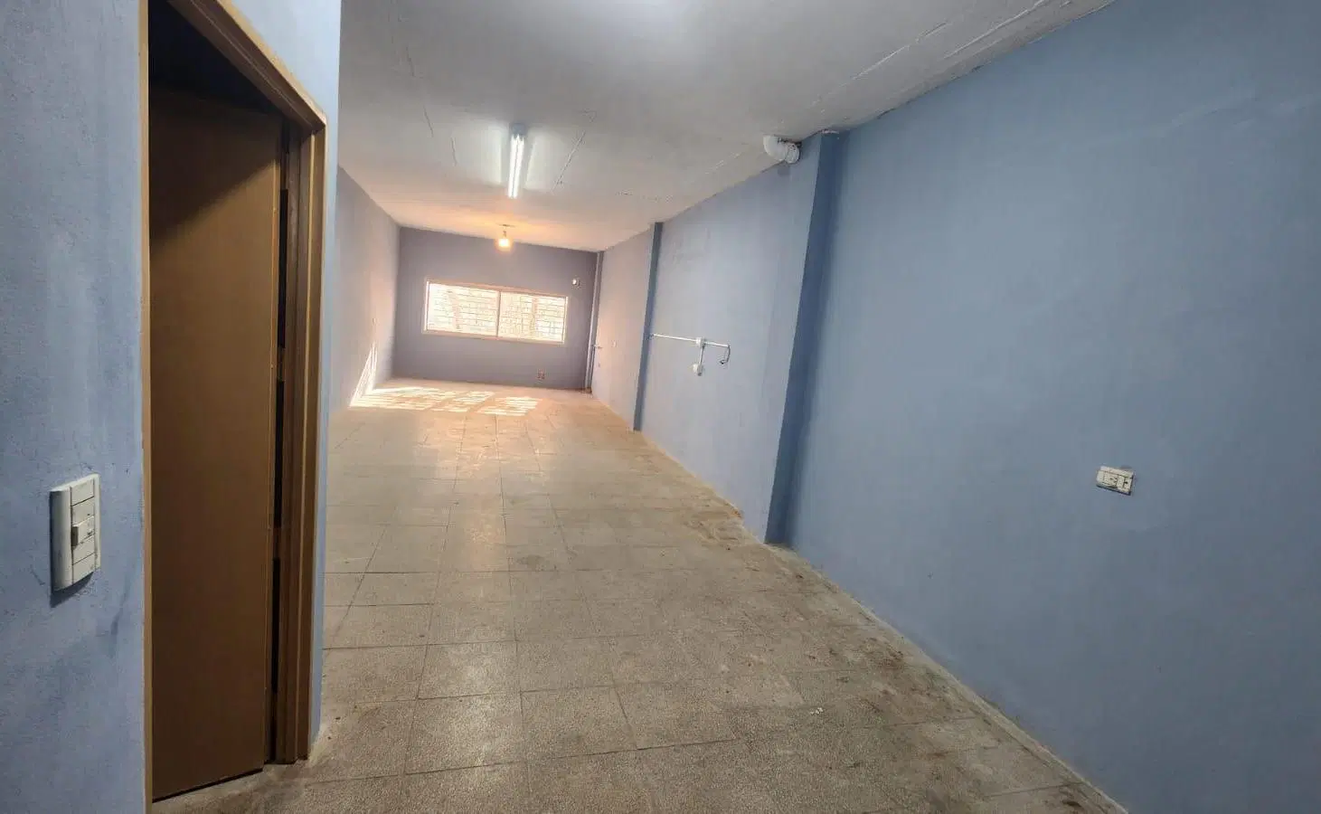 ALQUILER LOCAL - FABRICA - DEPOSITO - 4 PISOS ZONA COMERCIAL FLORES SIN LLAVE NI EXPENSAS 2