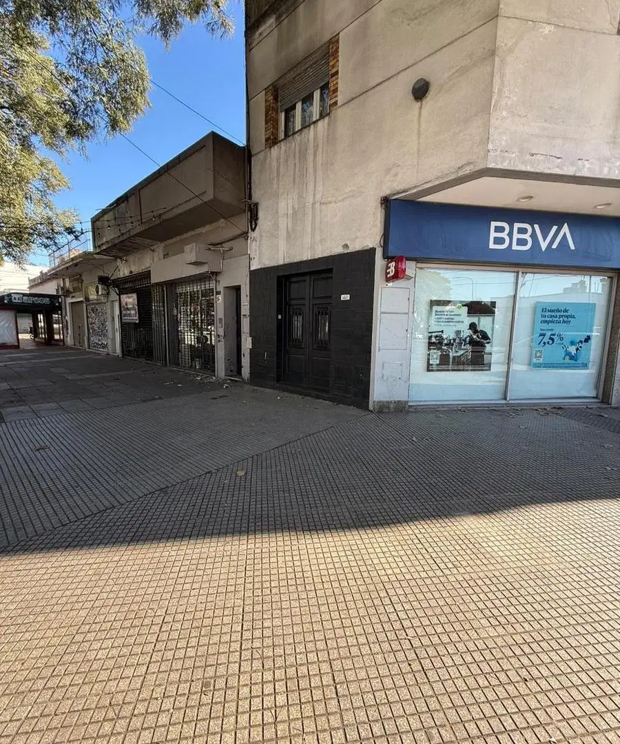 LOCAL COMERCIAL APTO TODO DESTINO | ALTA RENTABILIDAD EN DÓLARES +10% ANUAL | LISTO PARA ESCRITURAR 4