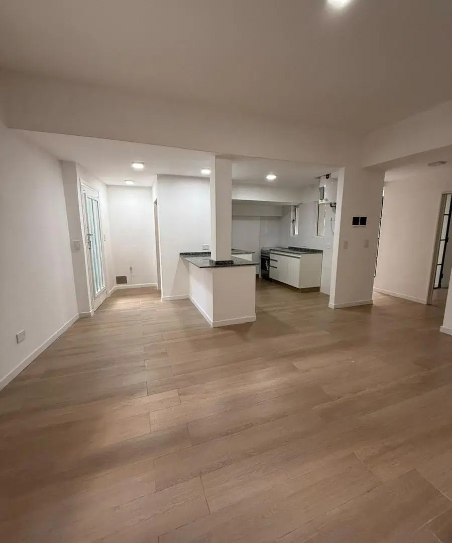 VENTA PH 3 AMBIENTES RECICLADO A NUEVO | SIN EXPENSAS | ENTRADA INDEPENDIENTE | PATIO | FLORES 2