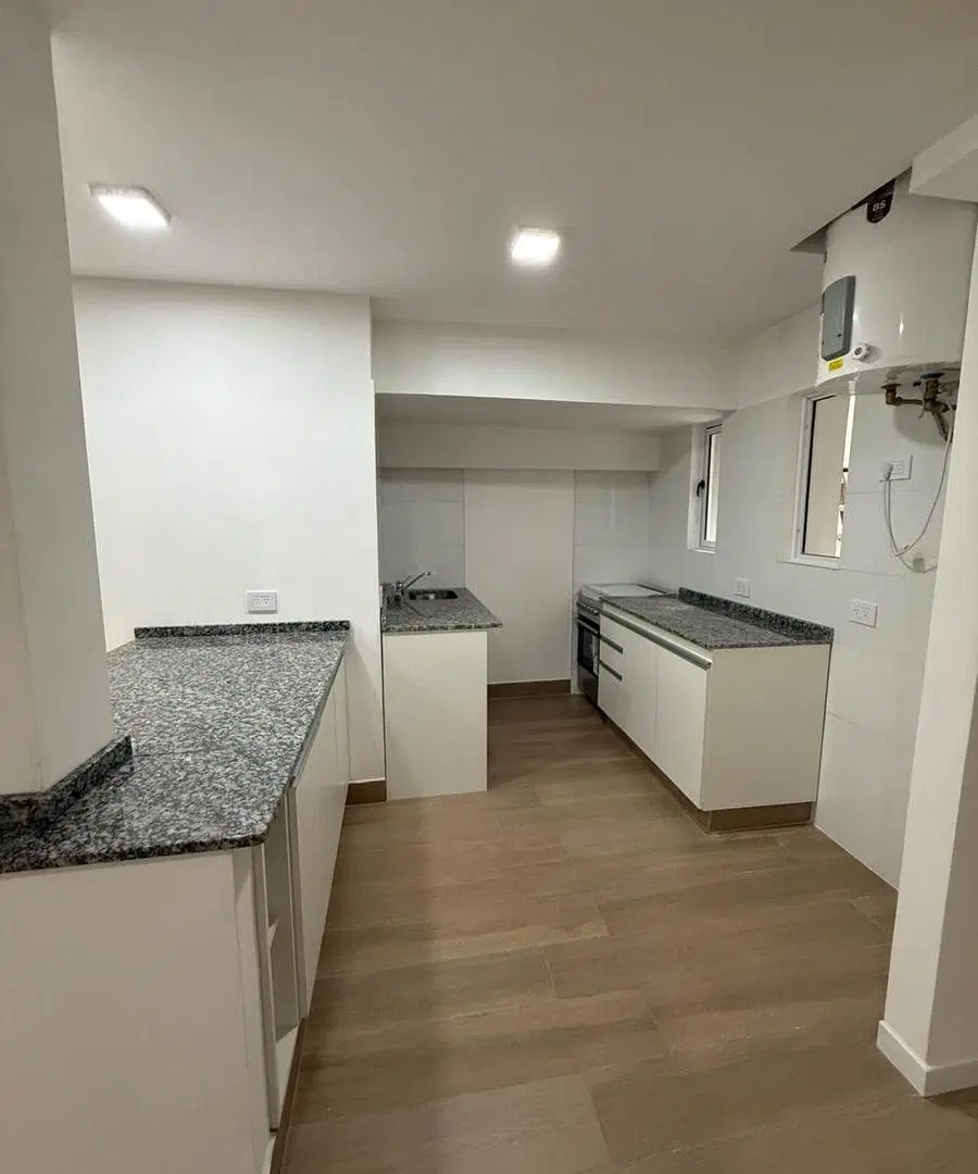 VENTA PH 3 AMBIENTES RECICLADO A NUEVO | SIN EXPENSAS | ENTRADA INDEPENDIENTE | PATIO | FLORES 4
