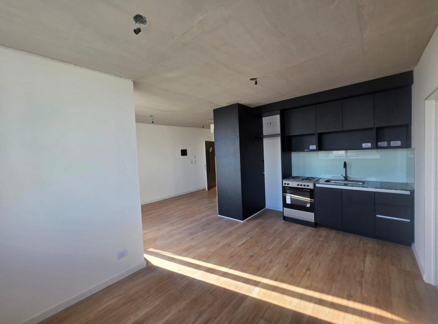 Foto de VENTA DEPARTAMENTO DOS AMBIENTES LIBERTI Y REGIMIENTO DE PATRICIOS, imagen 2