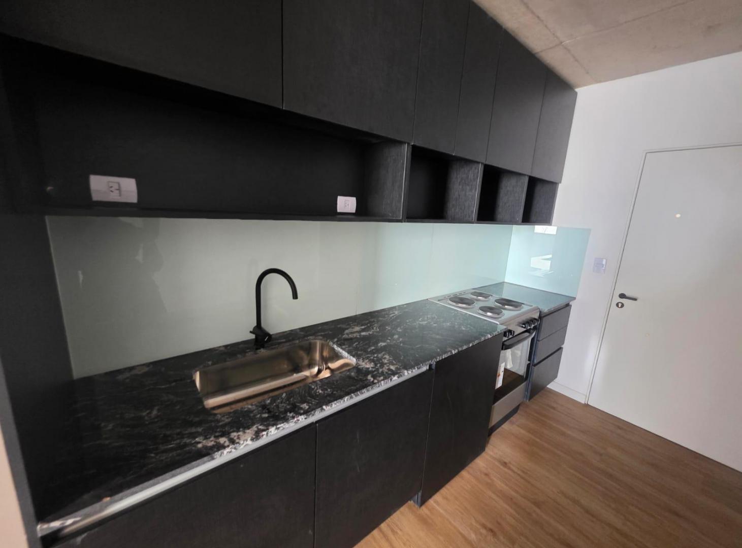 Foto de VENTA DEPARTAMENTO DOS AMBIENTES LIBERTI Y REGIMIENTO DE PATRICIOS, imagen 5